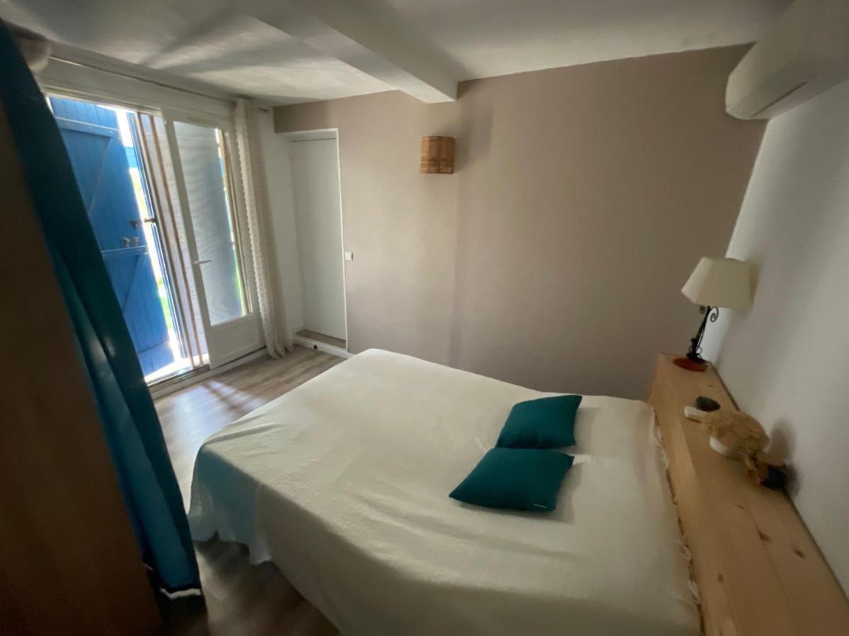 Le Cocon Des Spress Apartment Cers Bagian luar foto
