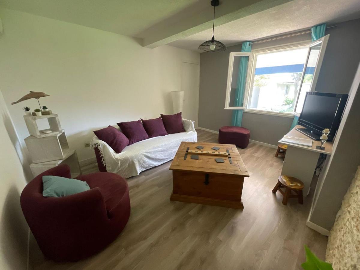 Le Cocon Des Spress Apartment Cers Bagian luar foto